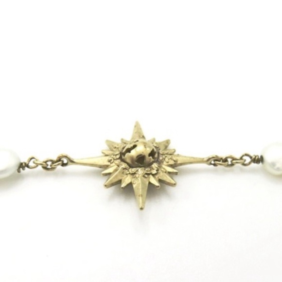 Dior REVE D'INFINI Star Bracelet Gold Plated artificial pearl White EUC w/dustie - Picture 5 of 8